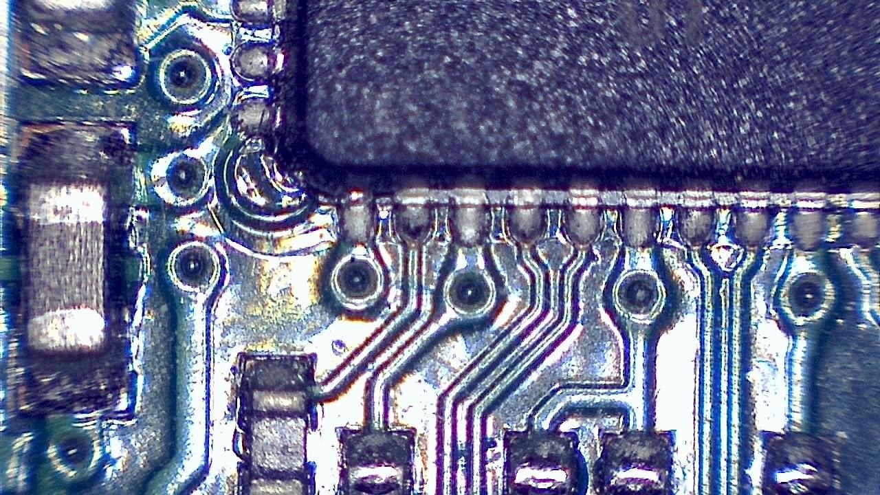 PCB and Electronics Inspection microscopy sample image 6
